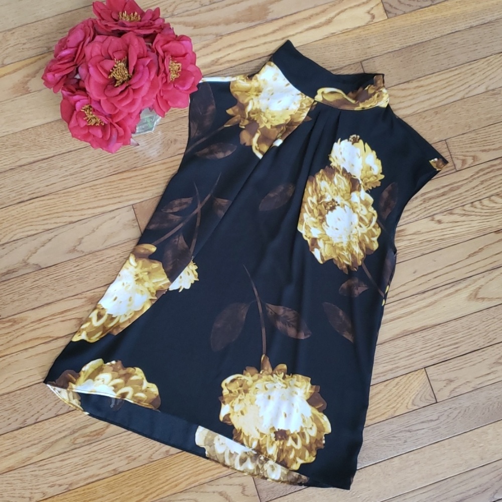 NY and Co Top Blouse S Floral Yellow Black sleeveless Victorian girly chic flowy